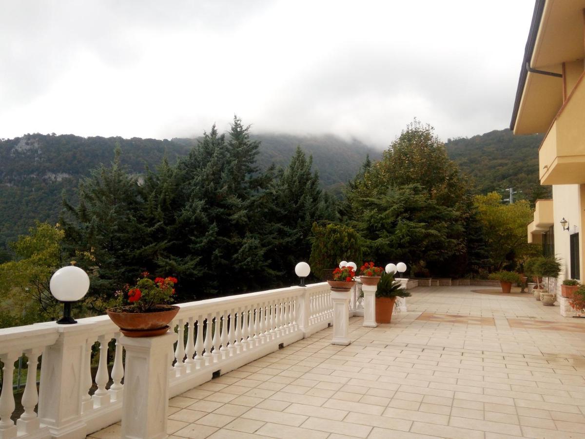 Hotel Al Querceto Tocco Caudio Extérieur photo